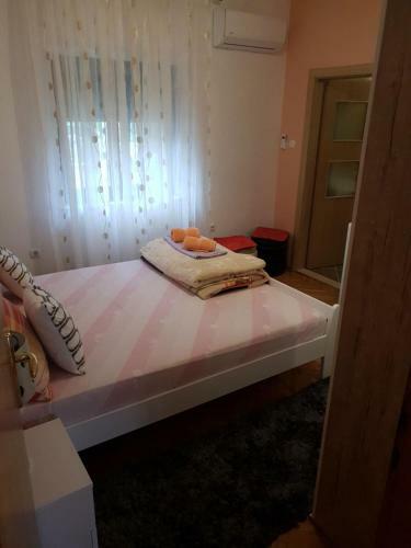 Hostal Apartments Nena
