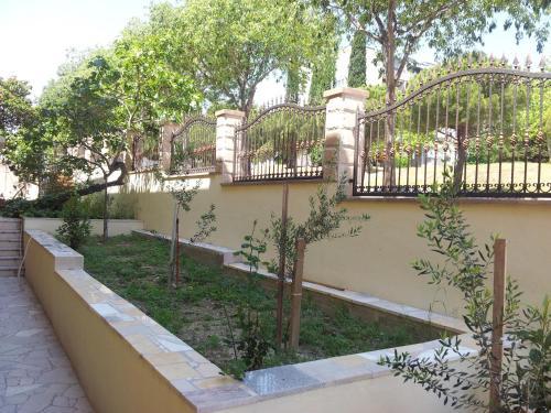 Hostal Apartments Nena