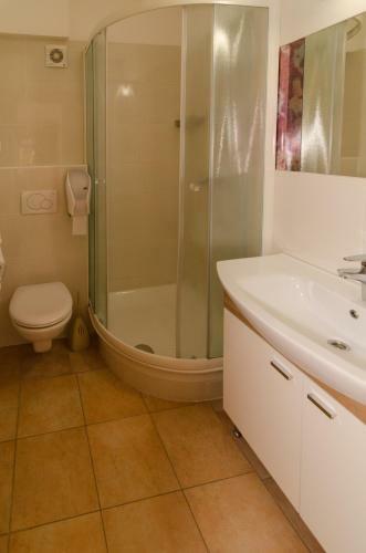 Hostal Guesthouse Villa Irena