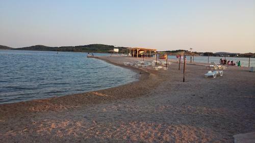 Bed & Breakfast Pansion Karoca