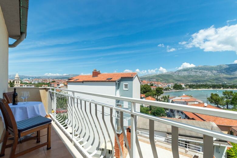 Hostal Pansion Epetium