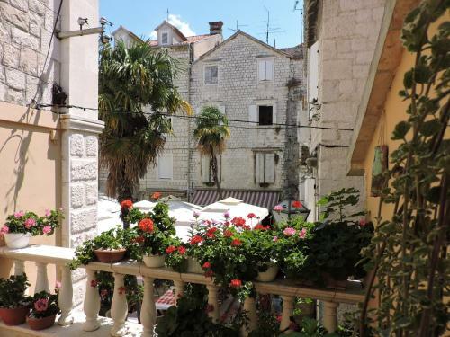 Apartments Trogir Stars