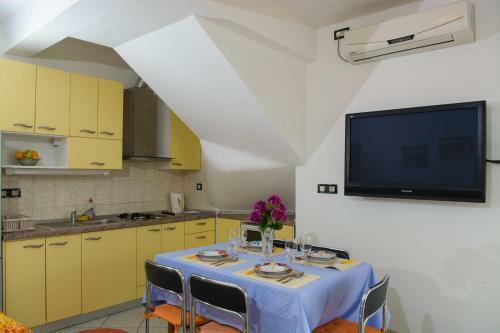 Apartments Jerkunica
