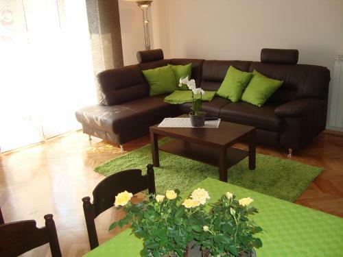 Apartamentos House Mari?