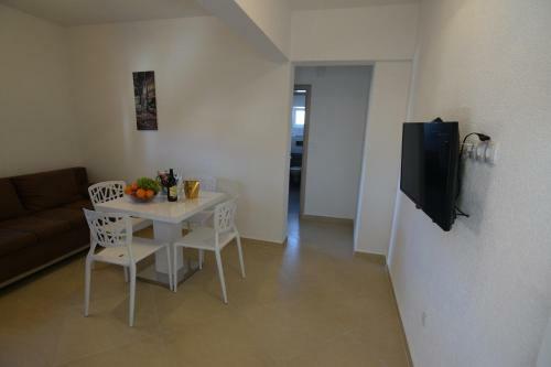 Apartments Batarilo