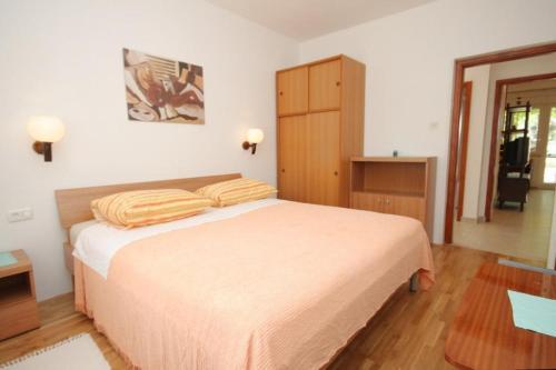 Apartment Mali Losinj 2485a