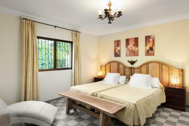 Apartamentos Suites Cortijo Fontanilla