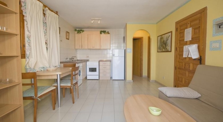Apartamentos Playa Romana 3000
