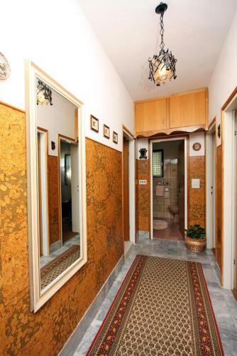 Apartment Barbat 4977a