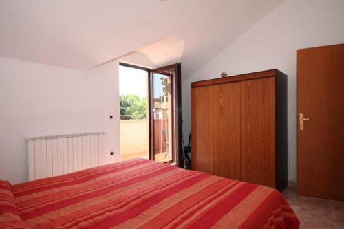 Apartment Zambratija 6997a