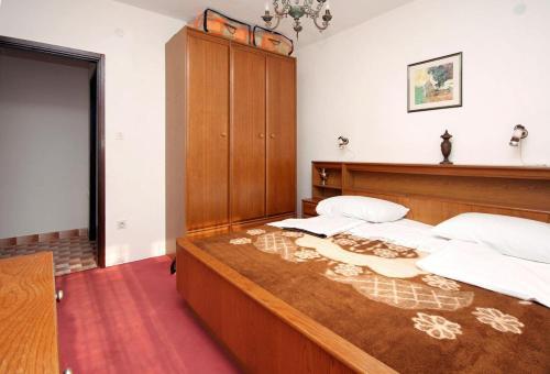 Apartment Seget Vranjica 4883a