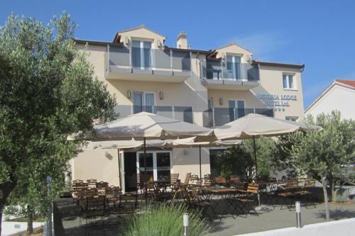 Viktoria Lodge Bed And Breakfast