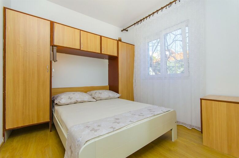 Apartments Ana