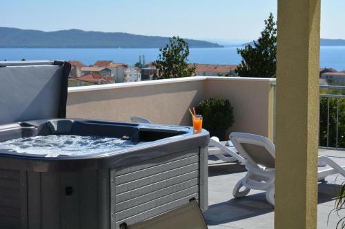 Apartment Kastel Kambelovac 11678a