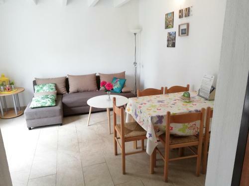 Lumbarda Resort Apartment