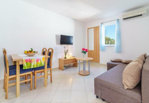 Lumbarda Resort Apartment