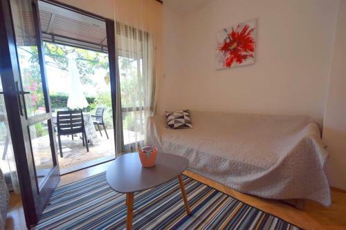 Apartments Jadanec