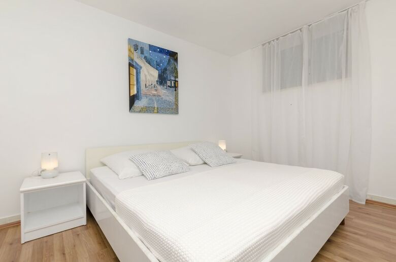 Apartments Ivanka