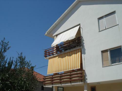 Hana Apartments