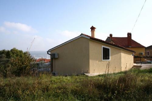 Apartment Nerezine 2519a