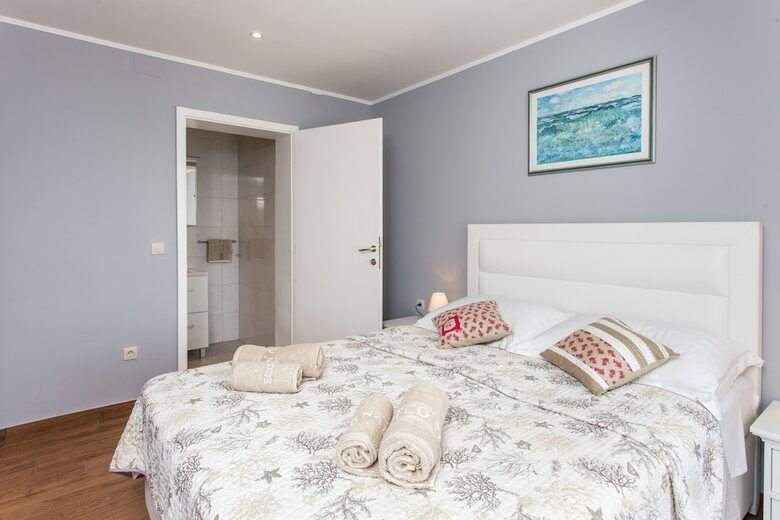 Apartments Villa Mirjana