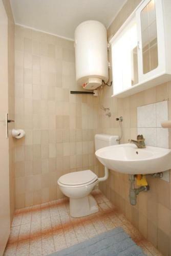 Apartment Funtana 7055b