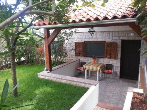Apartment Drenovica