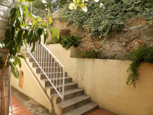 Hostal Guest House Bradas