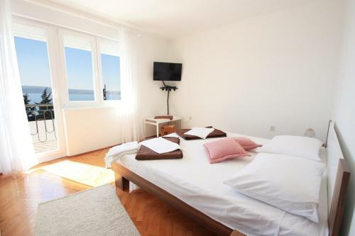 Apartment In Dramalj 5778