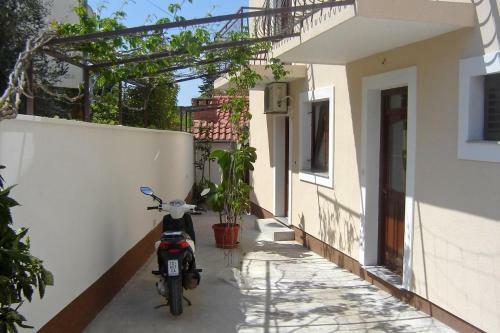 Apartment Biograd Na Moru 5845a