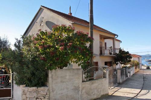 Apartment Biograd Na Moru 5845a