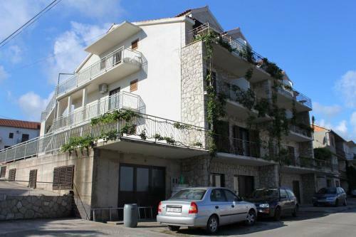 Apartment Jelsa 8765d