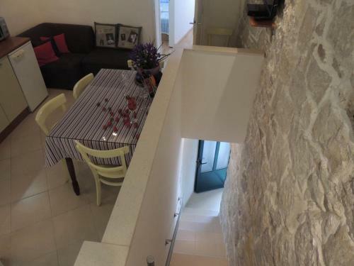 Apartment Kastel Stafilic 8678b