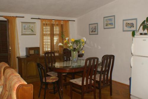 Apartments By The Sea Drasnice (makarska) - 2722