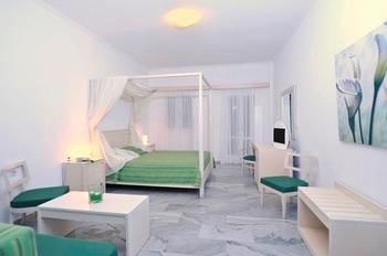Narges Hotel