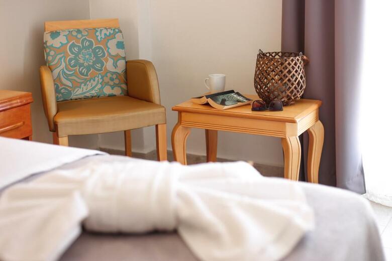 Hotel Chryssi Akti
