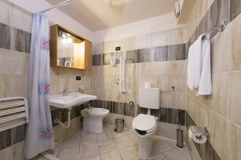 Hotel Armanac De Toubie