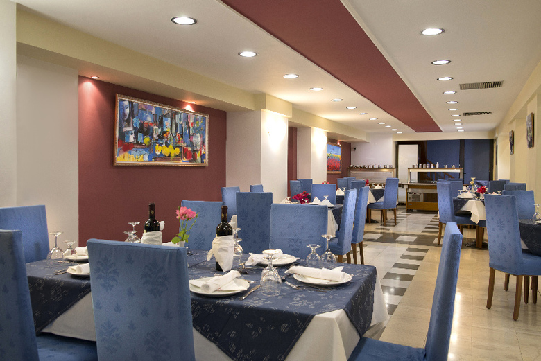 Angelika Pallas Hotel