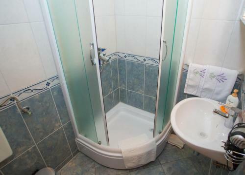 Hostal Apartments Matea
