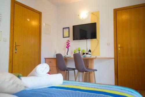 Hostal Apartments Matea