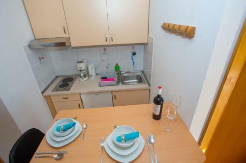 Hostal Apartments Matea