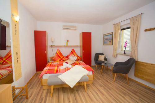 Hostal Apartments Matea