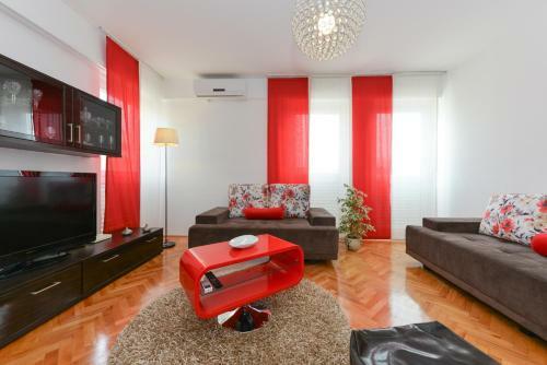 Roman Forum Apartments