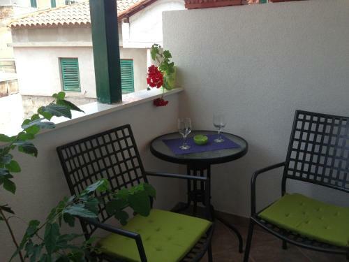 Devivi Apartments