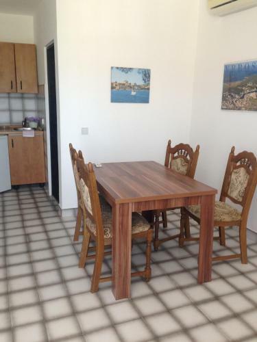 Hostal Guest House Alek