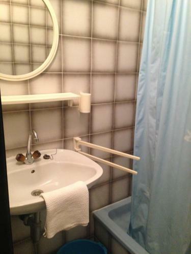 Hostal Guest House Alek