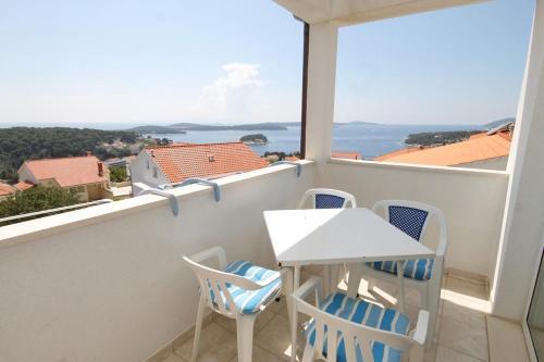 Apartments With A Parking Space Hvar - 8791
