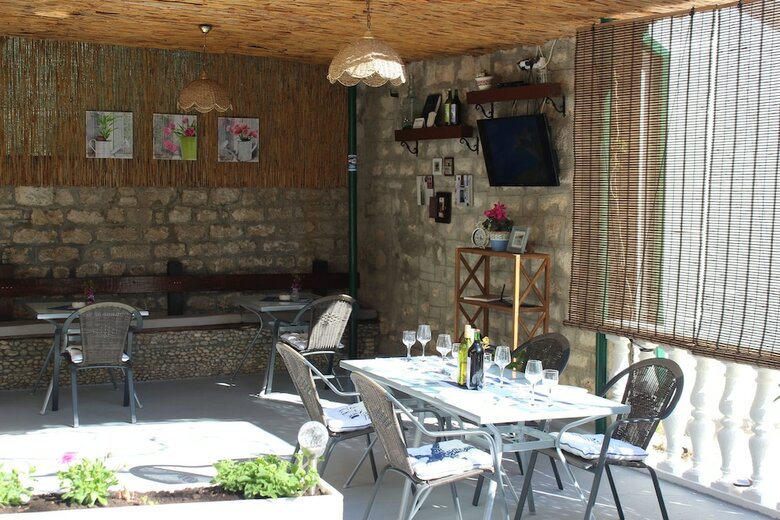 Hostal Pansion Ivan & Ivana