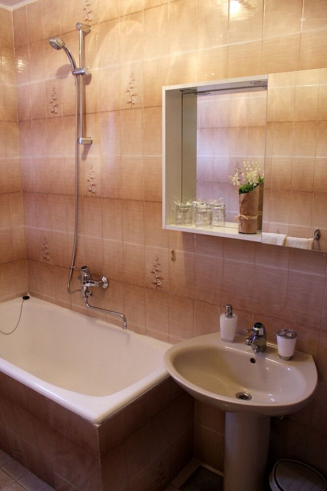 Hostal Pansion Ivan & Ivana