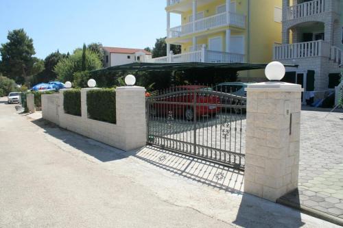 Apartment Rogoznica 4255e